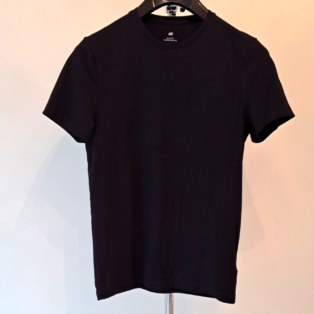 Men's H&M Black Slim Fit T-Shirt NWOT